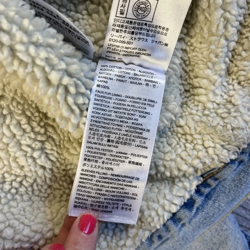 Levi's Vintage Trucker Jacket Men's L Distressed Light Wash Denim Sherpa Lined - Picture 6 of 12